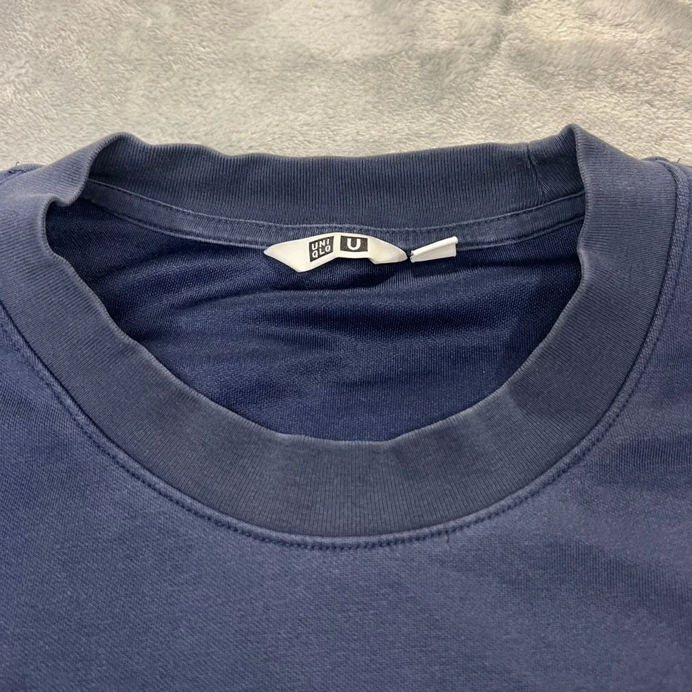 UNIQLO U AIRism T Shirt Mens L Navy Blue Long Sleeve Crew Neck Minimalist Casual
